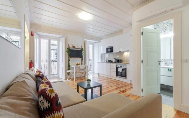 Modern 1Bed Apt,Sleeps4 nr Av Almirante Reis