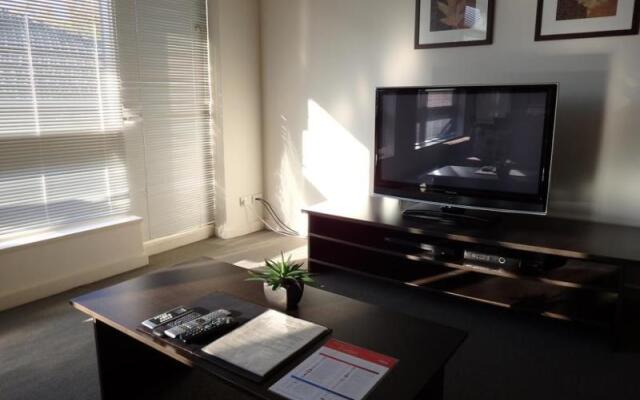 Comfy Kew Apartments