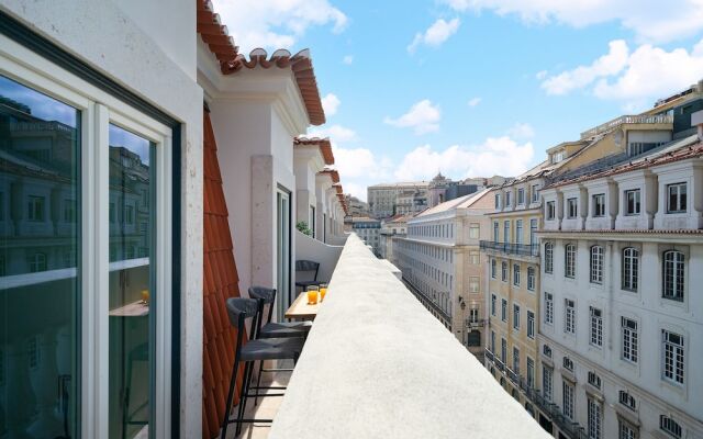 Prime Location Luxury Apartment