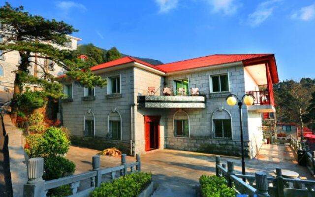 Lushan Wuyi International Hotel