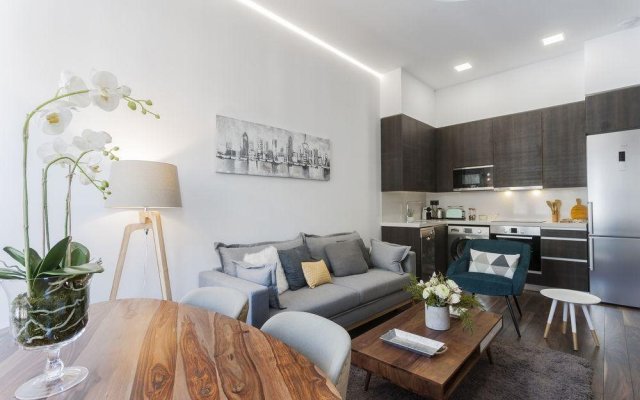 Dobo Rooms Gran Via Apartments