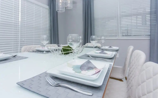 Dream Townhome with private pool Close to Disney SL4906