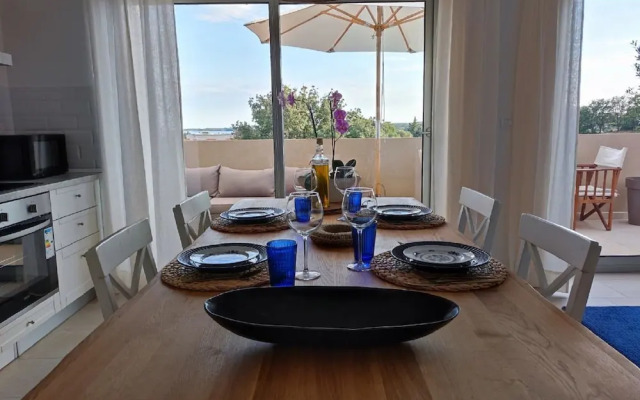 Salt Apartment