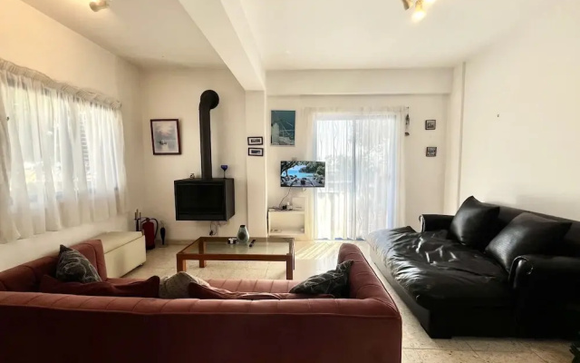 155 PRV - Stay Pervolia Maisonette