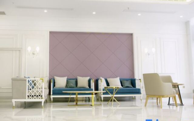 Huanggang New Beacon Waiden Hotel