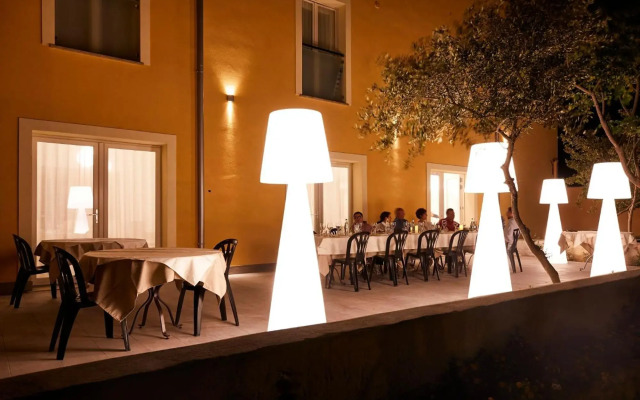 Hotel Alba D'Amore