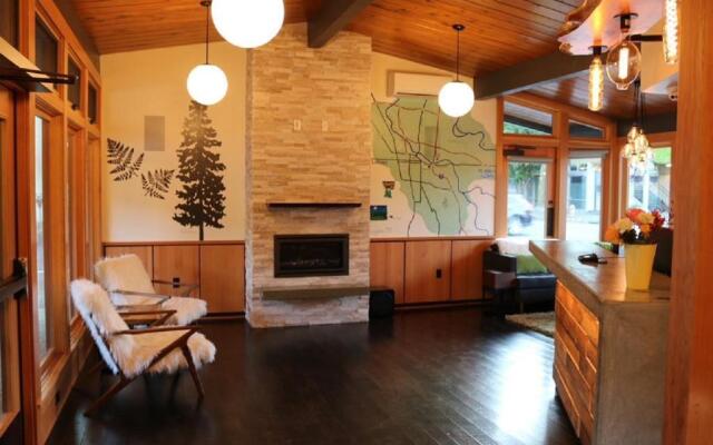 Timbers Inn