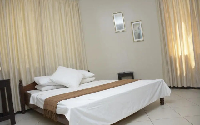 Keys Hotel Mbokomu Branch