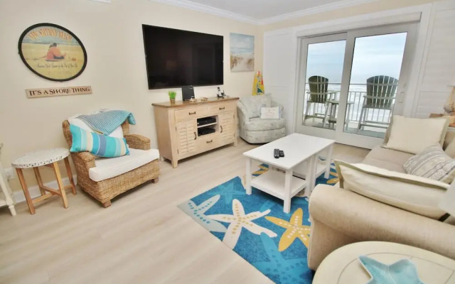 Sea Coast Gardens II 402