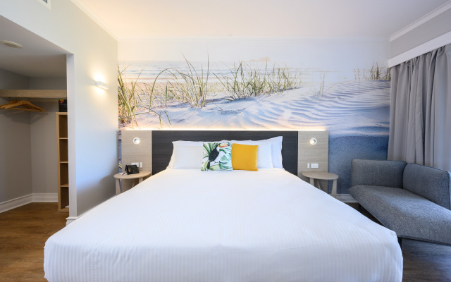 Novotel Sunshine Coast Resort