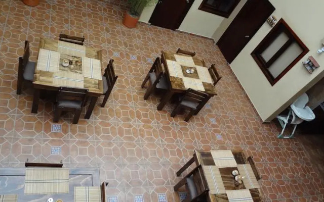Casa Reyes