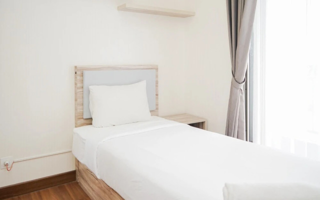 Comfort and Minimalist 2BR Apartment Springwood Residence