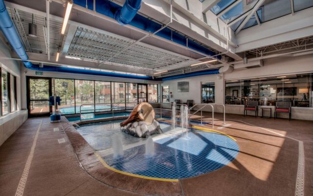 Village at Breckenridge Condos Sleeps 8 - Ski in Out + Walk downtown 2 Bedroom Apts by RedAwning