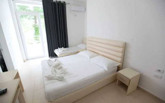Zahos Hotel