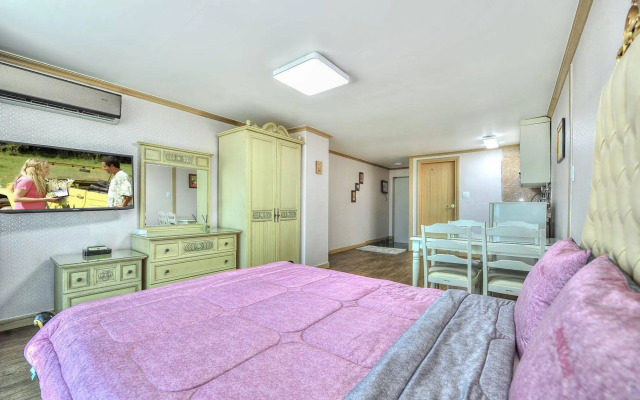 Sokcho Esher House Pension