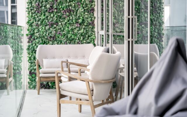 Elegant And Bright Apartment In City Walk