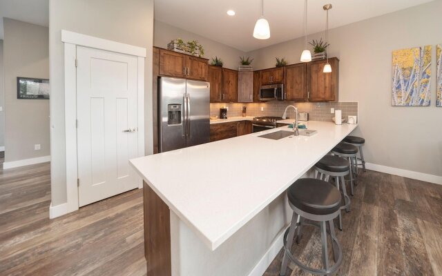 228 Mountain Willow by Stay Winter Park