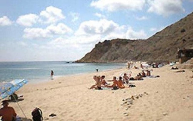 Domus Iberica Burgau Apts & Villas