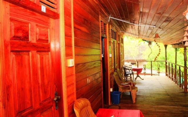 Dinu's Resort