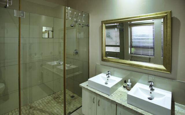 Miss Martilda Langebaan 6-sleeper