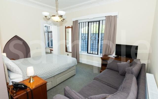 The Milverton Hotel