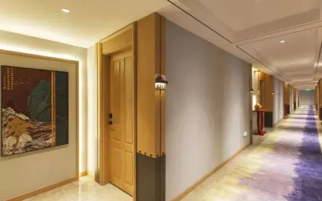 Cixi Mingyue Hotel