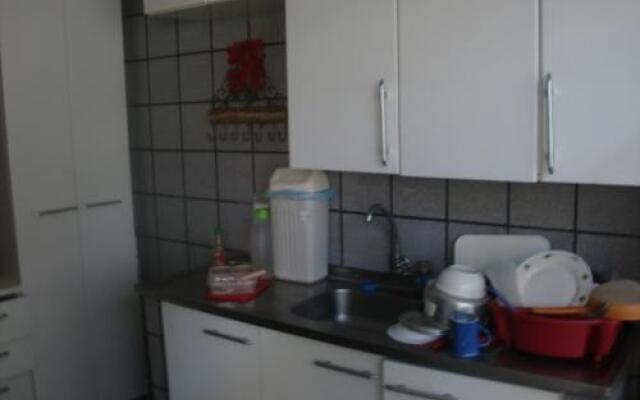 mi Casa, su Casa