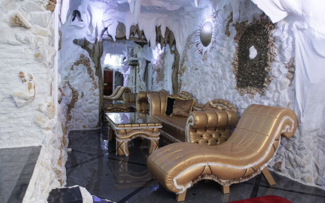 Bali Colosseum Hotel