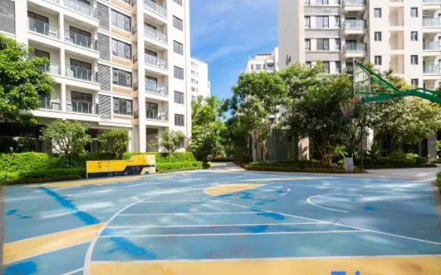 Little Yellow Duck Wellness Residence – Outside – Qionghai