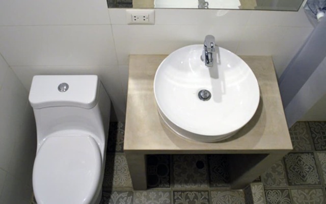 Nao Victoria Hostel