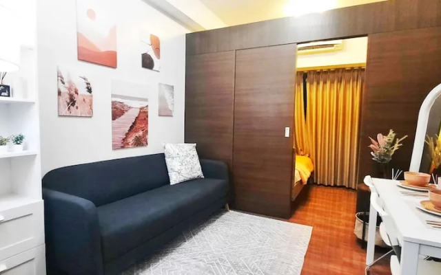 Air Residences-Contemporary Scandi w/Skyline view