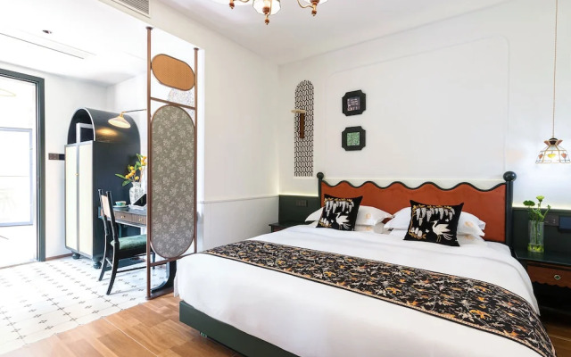 Vishan Garden Trendy Hostel