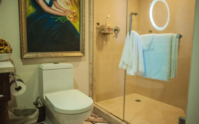 Palmyra Luxury Beach Condo