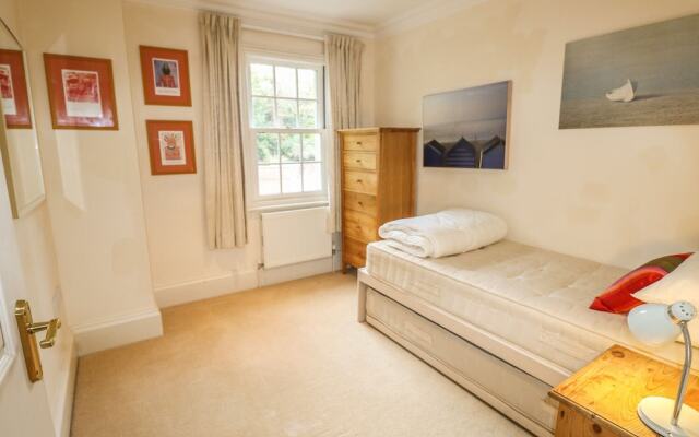 Lebrel Lodge, Seaview