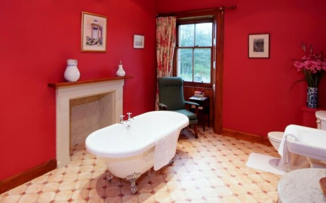 Cambo House And Estate B&B