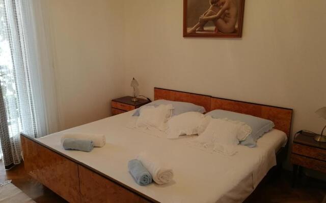 Apartman Mladenka