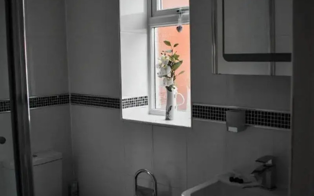 TLC Exmouth Bed and Breakfast