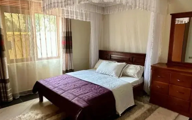 Makanga Hill Suites
