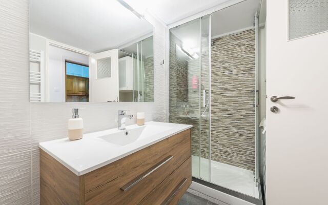 Vintage Acropolis Apartment