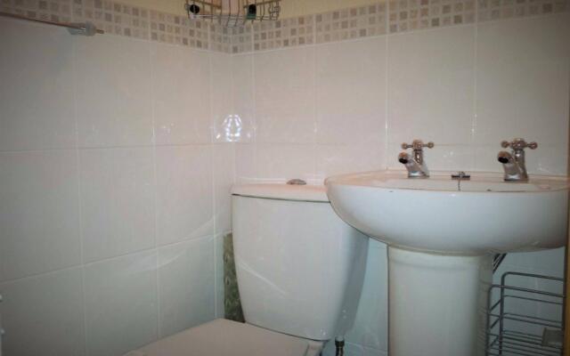 Ascot House Guest House (Adults Only)
