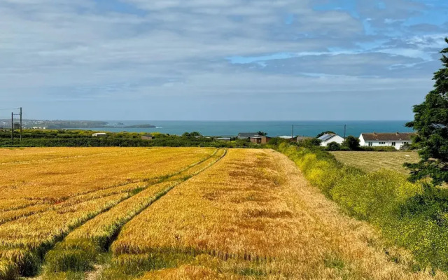Seawynds Family Home With Far-reaching Sea Views