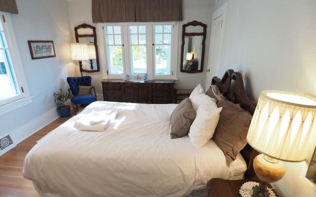 1910 Luxury Heritage - 6 Br Home