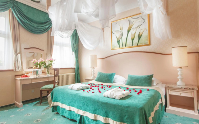 Green Garden Hotel - Image 7