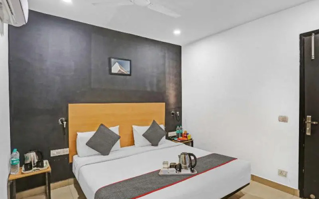 Townhouse 475 Nangal Raya Pankha Road