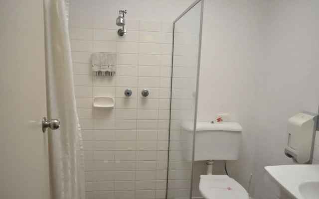 Albury Burvale Motor Inn