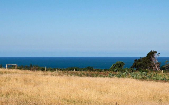 Manakau Lodge