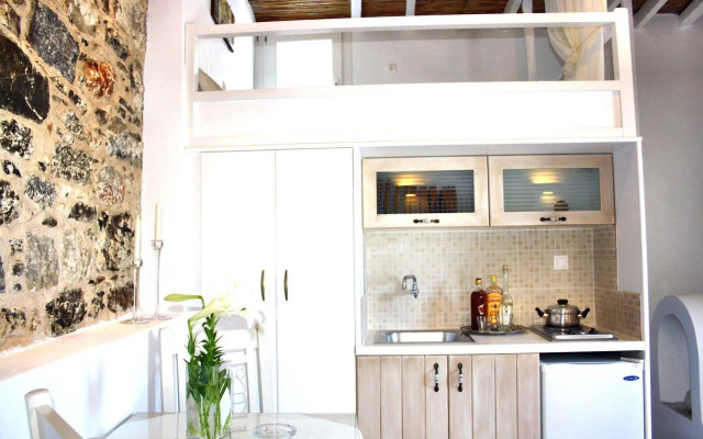 Mariakis Luxury Studios