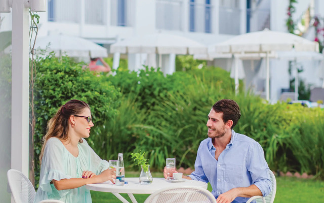 Nissi Park Hotel