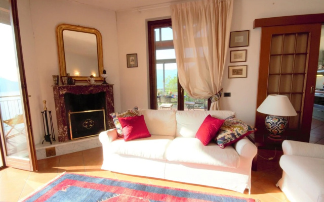 Pognana Luxury Apartment n.2 - 4 people