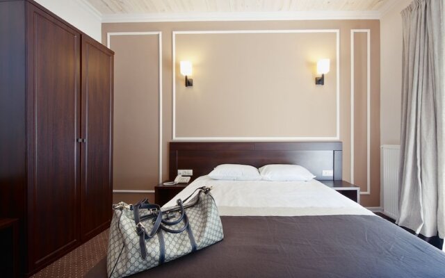 Geneva Resort Hotel